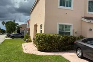 3305 Apache Ln, Margate, FL 33063 - Photo 3