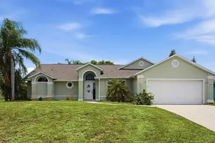 107 Keystone Dr, Sebastian, FL 32958 - Photo 1