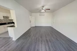 815 Upland Rd, West Palm Beach, FL 33401 - Photo 3