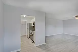 9184 Roan Ln, West Palm Beach, FL 33403 - Photo 11