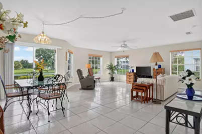 1120 Swan Lake Circle #1402, Port Saint Lucie, FL 34986 - Photo 1