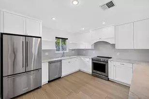 2141 NE 62nd Ct, Fort Lauderdale, FL 33308 - Photo 13
