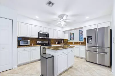 412 Coral Cove Drive, North Palm Beach, FL 33408 - Photo 3