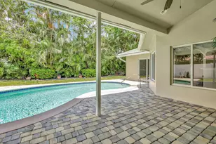 3841 NE 6th Dr, Boca Raton, FL 33431 - Photo 21