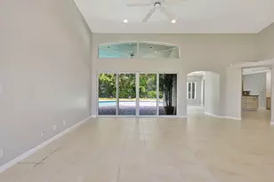 3841 NE 6th Dr, Boca Raton, FL 33431 - Photo 9