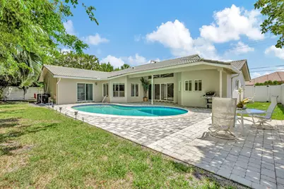 3841 NE 6th Drive, Boca Raton, FL 33431 - Photo 29