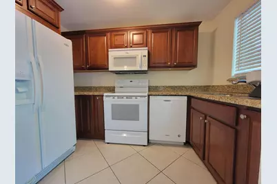 1727 Jimmy Buffett Mem Highway #107, Vero Beach, FL 32963 - Photo 3
