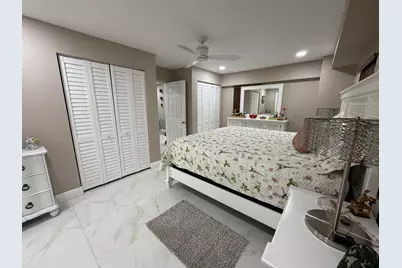 4307 Cypress Lane, Palm Springs, FL 33406 - Photo 3