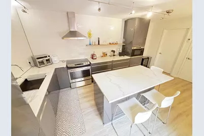 1700 Embassy Drive #403, West Palm Beach, FL 33401 - Photo 5