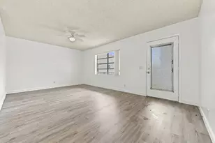 809 Flanders Q, Delray Beach, FL 33484 - Photo 9
