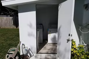 4217 SW 61st Ave, Davie, FL 33314 - Photo 29