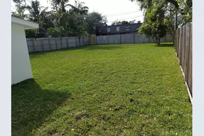 4217 SW 61st Avenue, Davie, FL 33314 - Photo 5