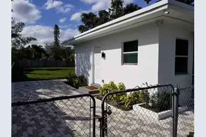 4217 SW 61st Avenue, Davie, FL 33314 - Photo 9