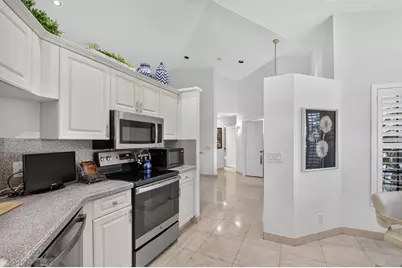7573 Lexington Club Boulevard #A, Delray Beach, FL 33446 - Photo 9