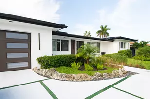 2537 SE 10th Ct, Pompano Beach, FL 33062 - Photo 1