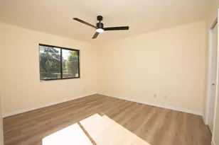 661 SW Cynthia St, Port Saint Lucie, FL 34983 - Photo 17