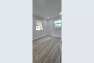 1101 NW 23rd Terrace, Fort Lauderdale, FL 33311 - Photo 13