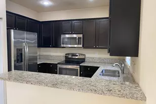 11269 NW 88th St, Doral, FL 33178 - Photo 5