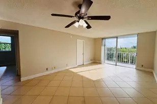 500 Executive Center Dr, West Palm Beach, FL 33401 - Photo 7