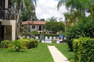 7101 Golf Colony Ct, Lake Worth, FL 33467 - Photo 11
