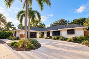 354 Country Club Dr, Tequesta, FL 33469 - Photo 1