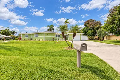1525 SE Holiday Road, Port Saint Lucie, FL 34952 - Photo 3