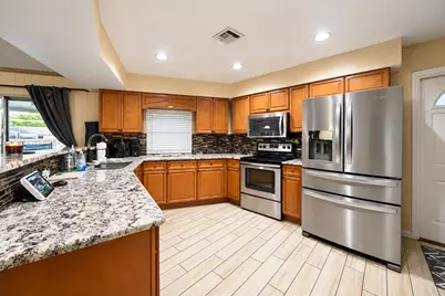 1525 SE Holiday Road, Port Saint Lucie, FL 34952 - Photo 9