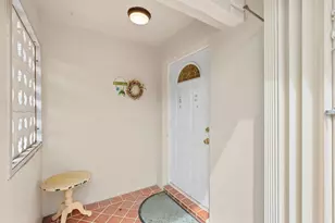 901 NW 48th Pl, Pompano Beach, FL 33064 - Photo 5