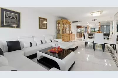 2400 Presidential Way #301, West Palm Beach, FL 33401 - Photo 9