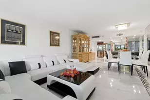 2400 Presidential Way, West Palm Beach, FL 33401 - Photo 9