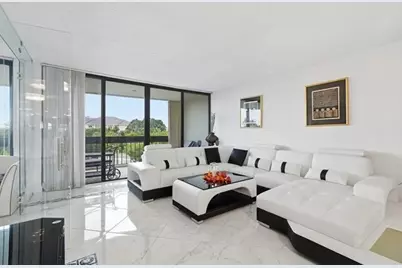 2400 Presidential Way #301, West Palm Beach, FL 33401 - Photo 7