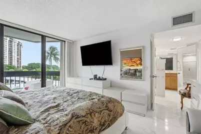 2400 Presidential Way #301, West Palm Beach, FL 33401 - Photo 15