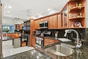 2400 Presidential Way, West Palm Beach, FL 33401 - Photo 11