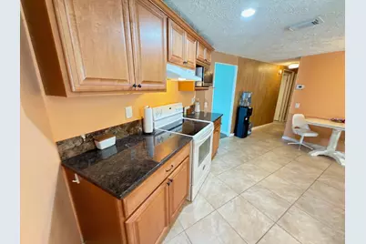 7337 SE Swan Avenue, Hobe Sound, FL 33455 - Photo 5