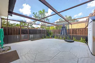 148 Weybridge Cir, Royal Palm Beach, FL 33411 - Photo 15