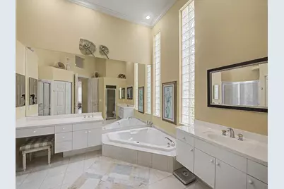 121 Orchid Cay Drive, Palm Beach Gardens, FL 33418 - Photo 11