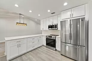 9255 NW 18th St, Plantation, FL 33322 - Photo 15