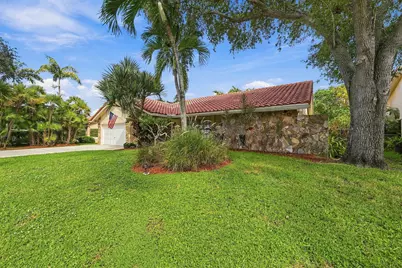 9255 NW 18th Street, Plantation, FL 33322 - Photo 3