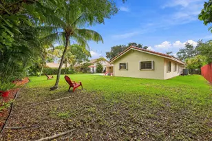 9255 NW 18th St, Plantation, FL 33322 - Photo 49