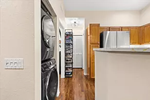 3175 Laurel Ridge Cir, Riviera Beach, FL 33404 - Photo 5