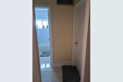 4250 NW 49th Terrace, Lauderdale Lakes, FL 33319 - Photo 15