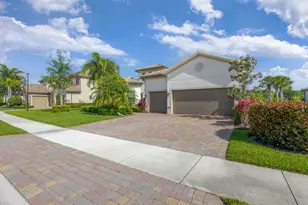 532 Sonoma Isles Cir, Jupiter, FL 33478 - Photo 3