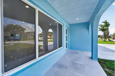 242 SE Duxbury Avenue, Port Saint Lucie, FL 34983 - Photo 7
