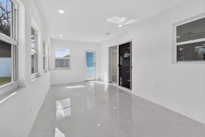 242 SE Duxbury Avenue, Port Saint Lucie, FL 34983 - Photo 21
