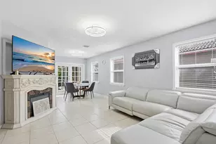 19257 NW 14th St, Pembroke Pines, FL 33029 - Photo 3