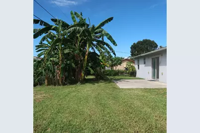 9052 Melody Road, Lake Worth, FL 33467 - Photo 11