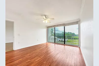2761 Village Boulevard #306, West Palm Beach, FL 33409 - Photo 9