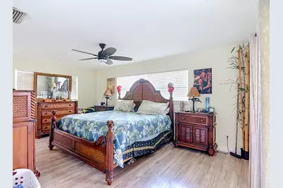 4835 Triton Court W, Cape Coral, FL 33904 - Photo 25