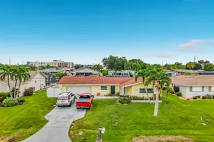 4835 Triton Ct W, Cape Coral, FL 33904 - Photo 13