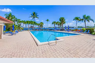 104 Half Moon Circle #A3, Hypoluxo, FL 33462 - Photo 25